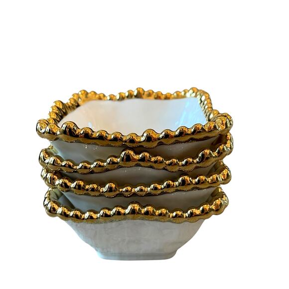 Perla White Porcelain Tidbit Bowls with Gold Beaded Edge 4in Square Set of 4 NEW - Picture 4 of 16